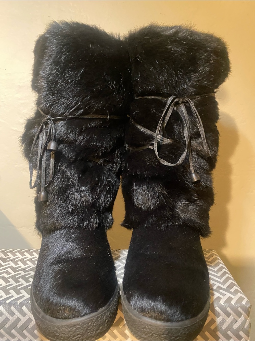 Black Faux Fur Winter Boots